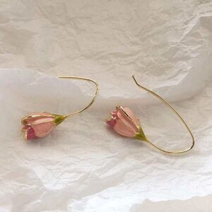 Anthropologie Gold and Pink Rosebud Earrings